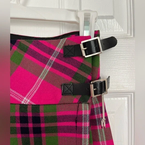 John Morrison Kiltmakers girls Kilt. - Picture 3 of 6